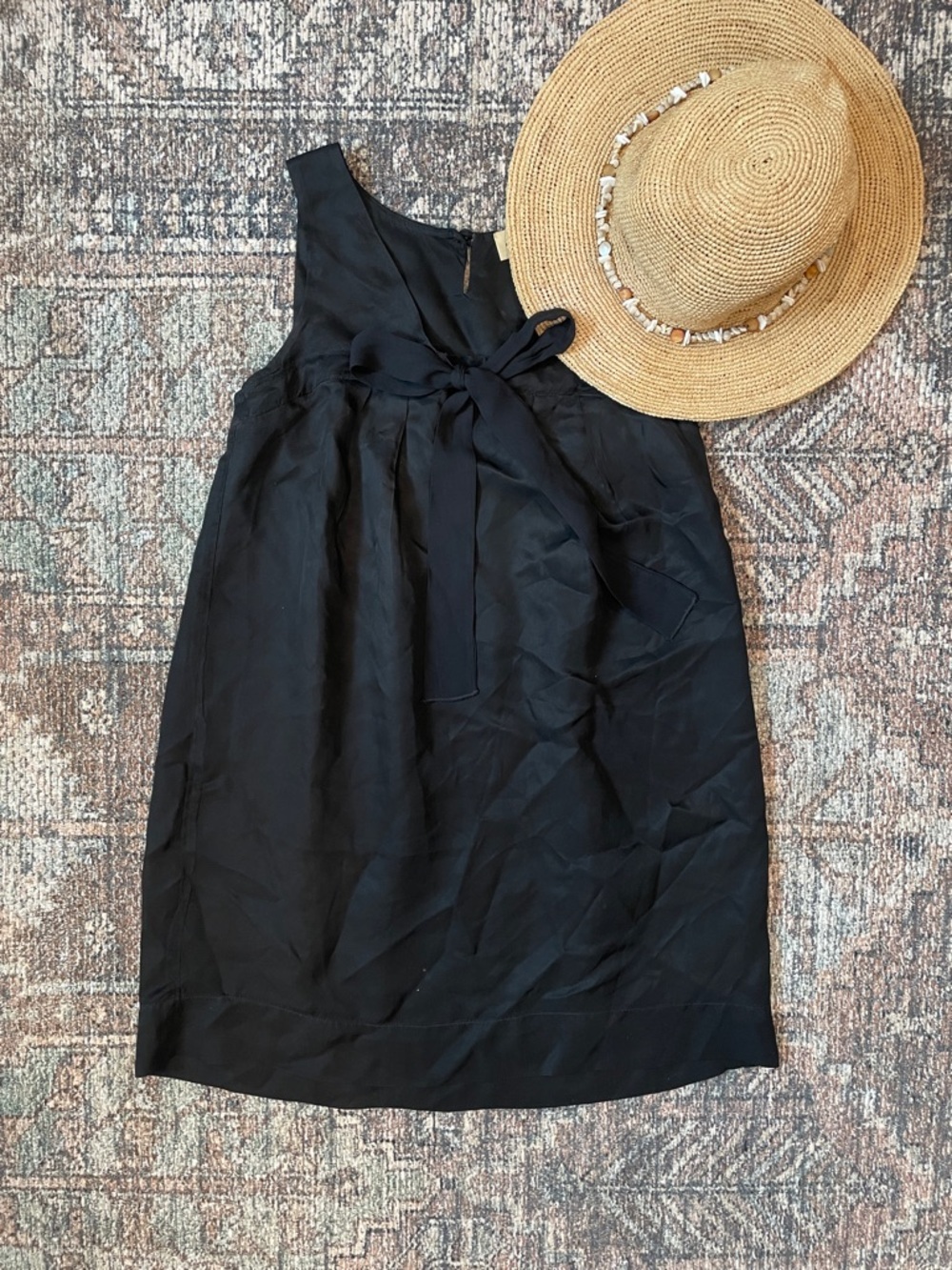 Ella Moss Black Tie Neck Mini Dress XS Sleeveless Shift Bow Detail Classic